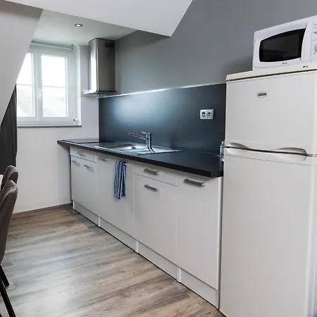 A6 - Comme A La Maison - * Chateaubriant