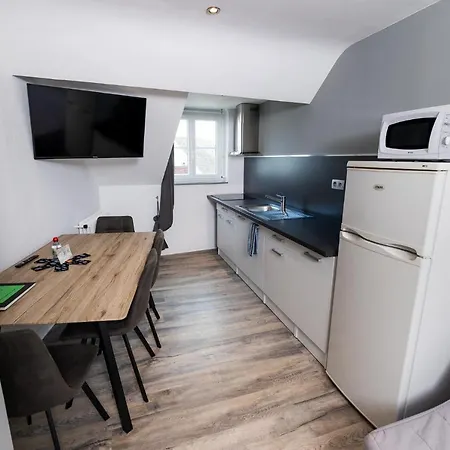 A6 - Comme A La Maison - Apartment