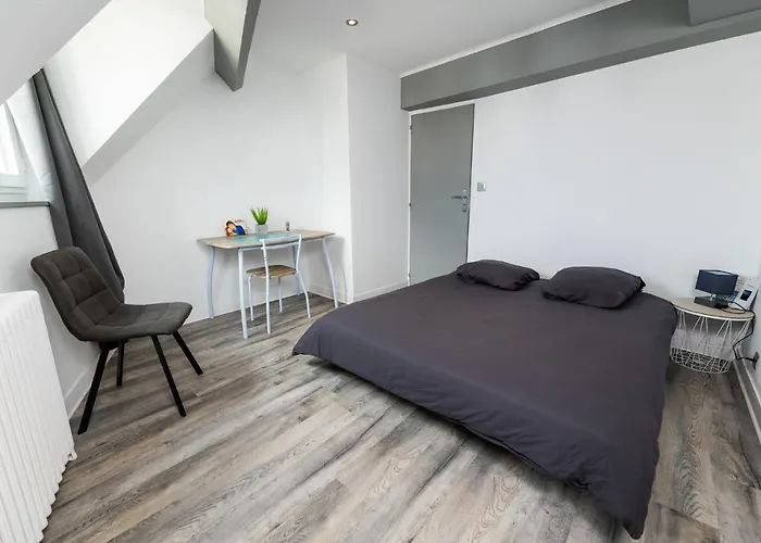 A6 - Comme A La Maison - * Châteaubriant